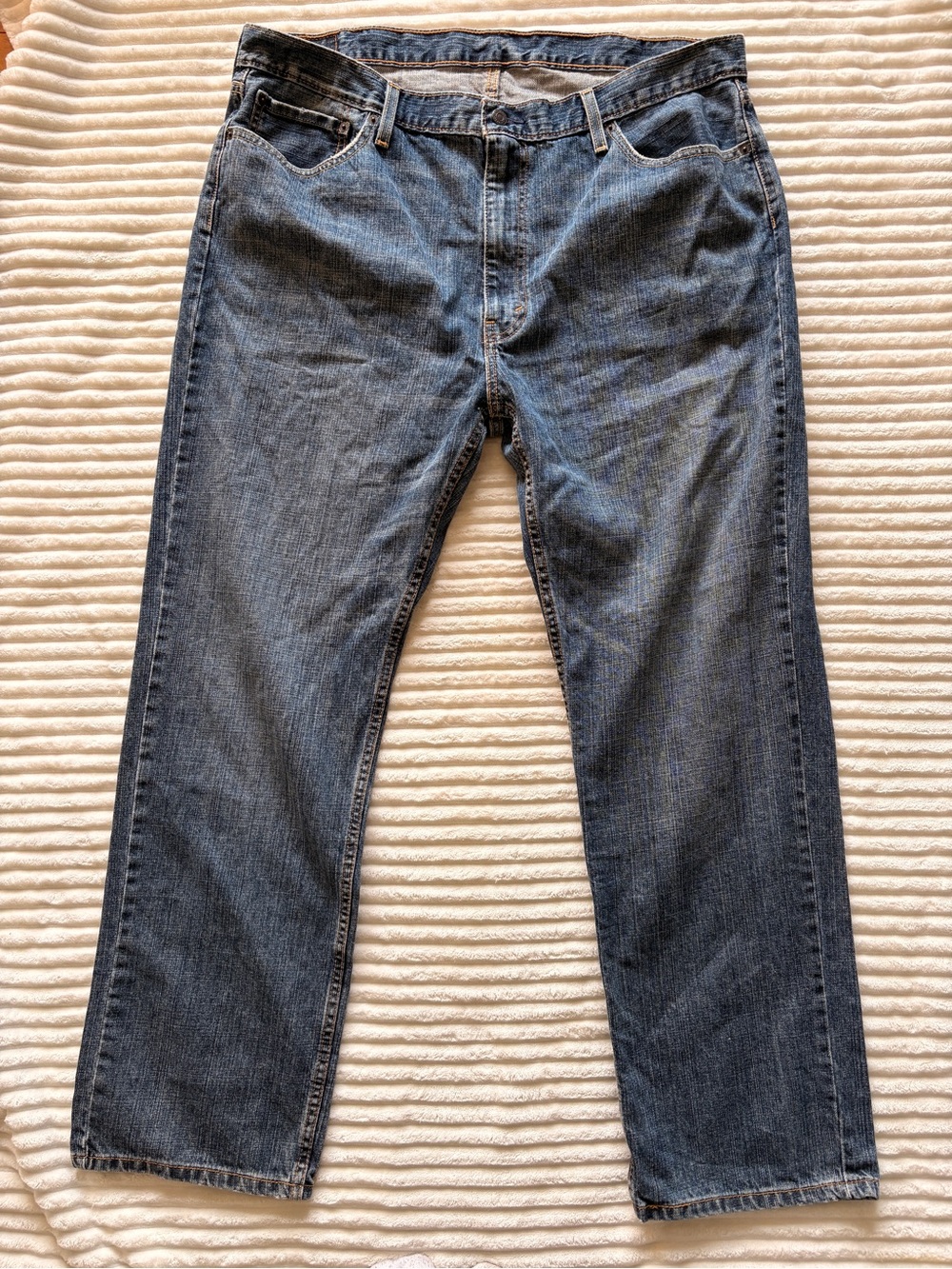 Levi’s 559 42x32 Classic Men's Faded Blue Jeans